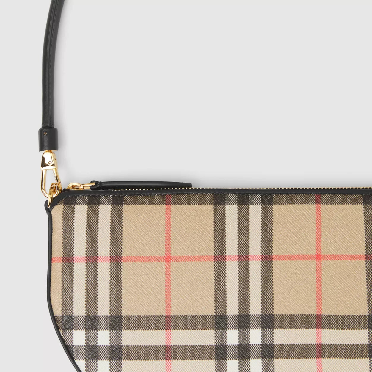 Actualizar 32+ imagen burberry pouch bag