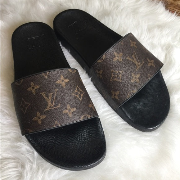 Louis Vuitton Slippers - Lagmall Online Market Nigeria