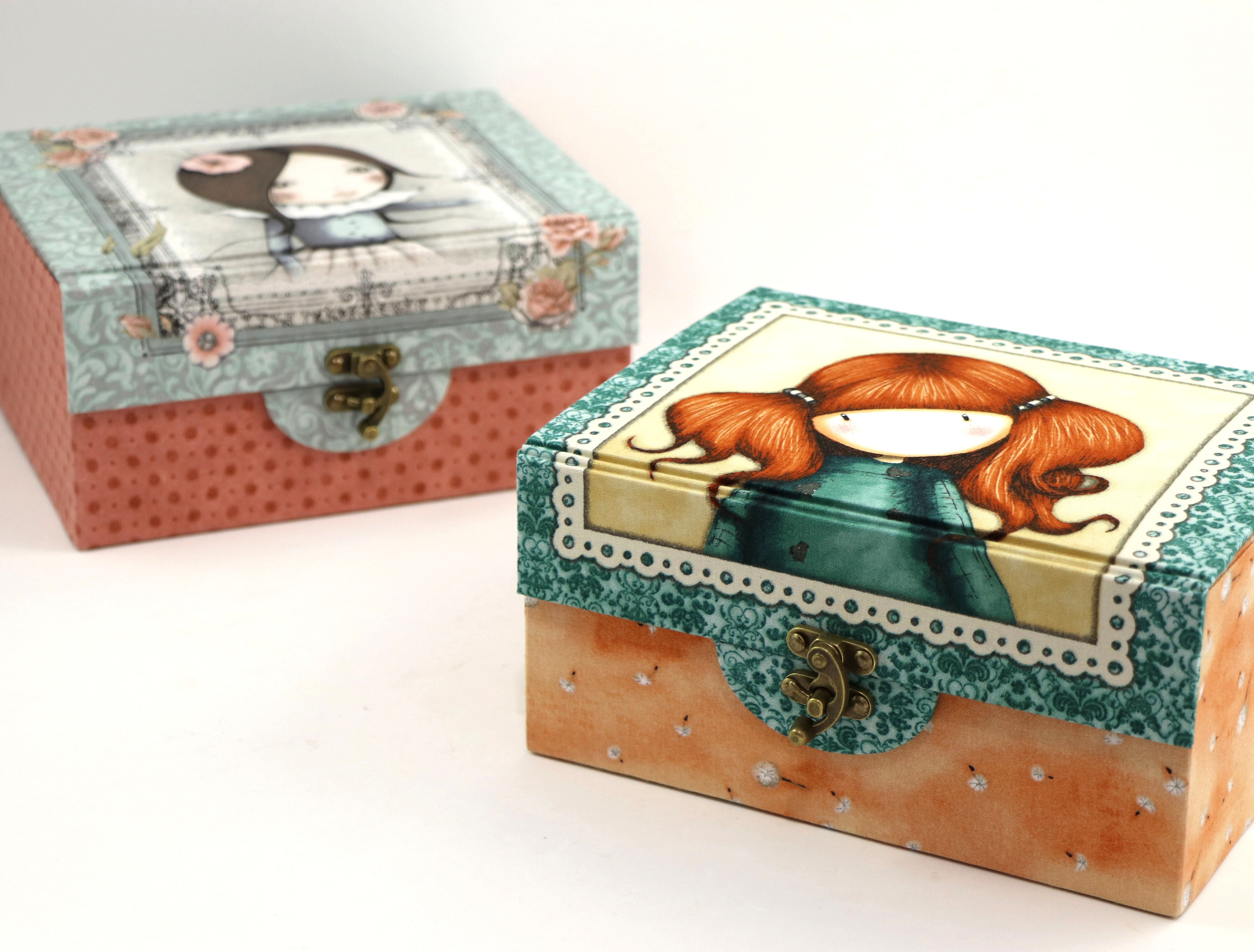 Turning Fabric Panels into Fabric boxes - Colorway Arts