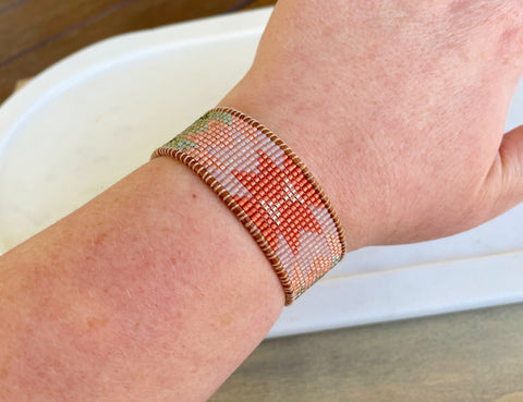 Southwest Geometric Bead Loom Woven Bracelet – Tower Creations