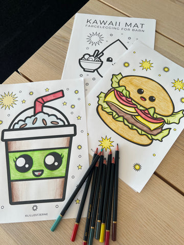 Bilder av ferdig fargelagte kawaii-motiv hvorav en er en hamburger og en er en milkshake-drikke.