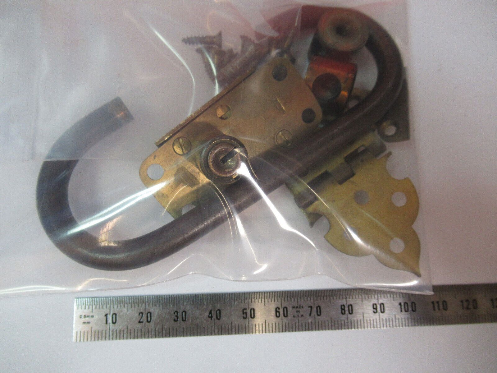 BAUSCH LOMB LOCK + HANDLE WITHOUT KEY MICROSCOPE PART AS PICTURED Y6-B-20