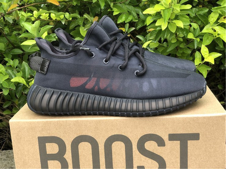 yeezy boost low black