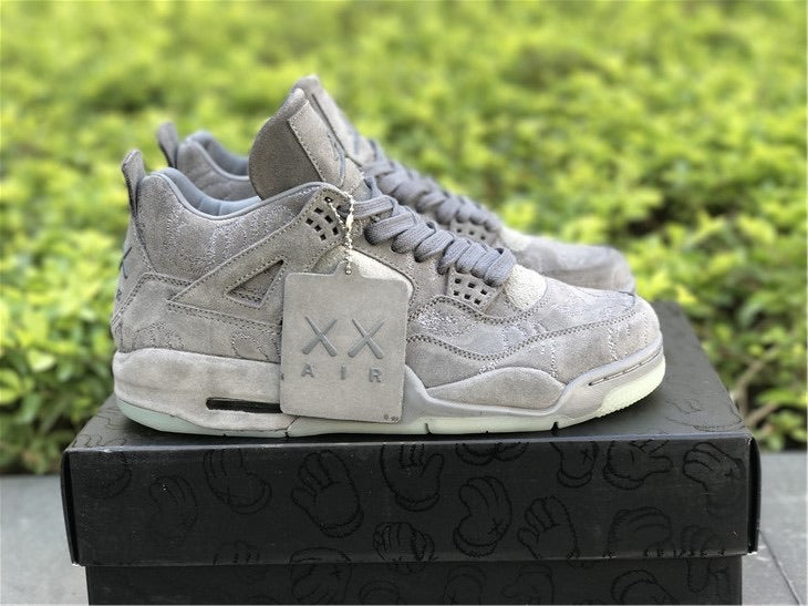 jordan 4 x kaws