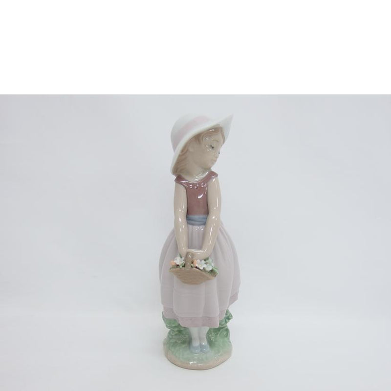 リヤドロの人形 花の小径 PRETTY INNOCENCE 人気TOP 3640円引き www