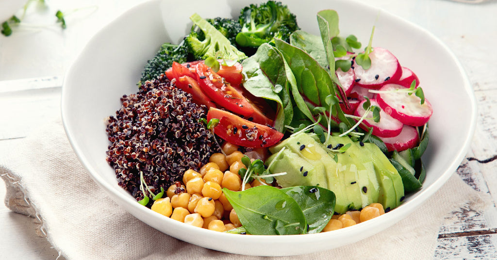 plant based salad bowl rich in protein for diabetic people