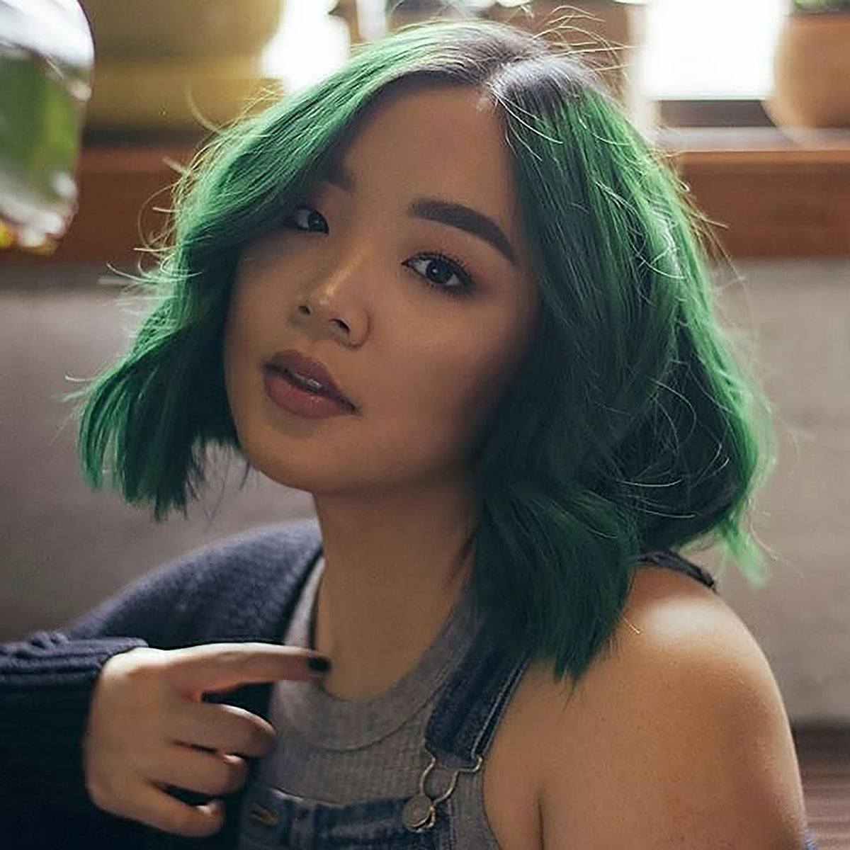 dark green hair color