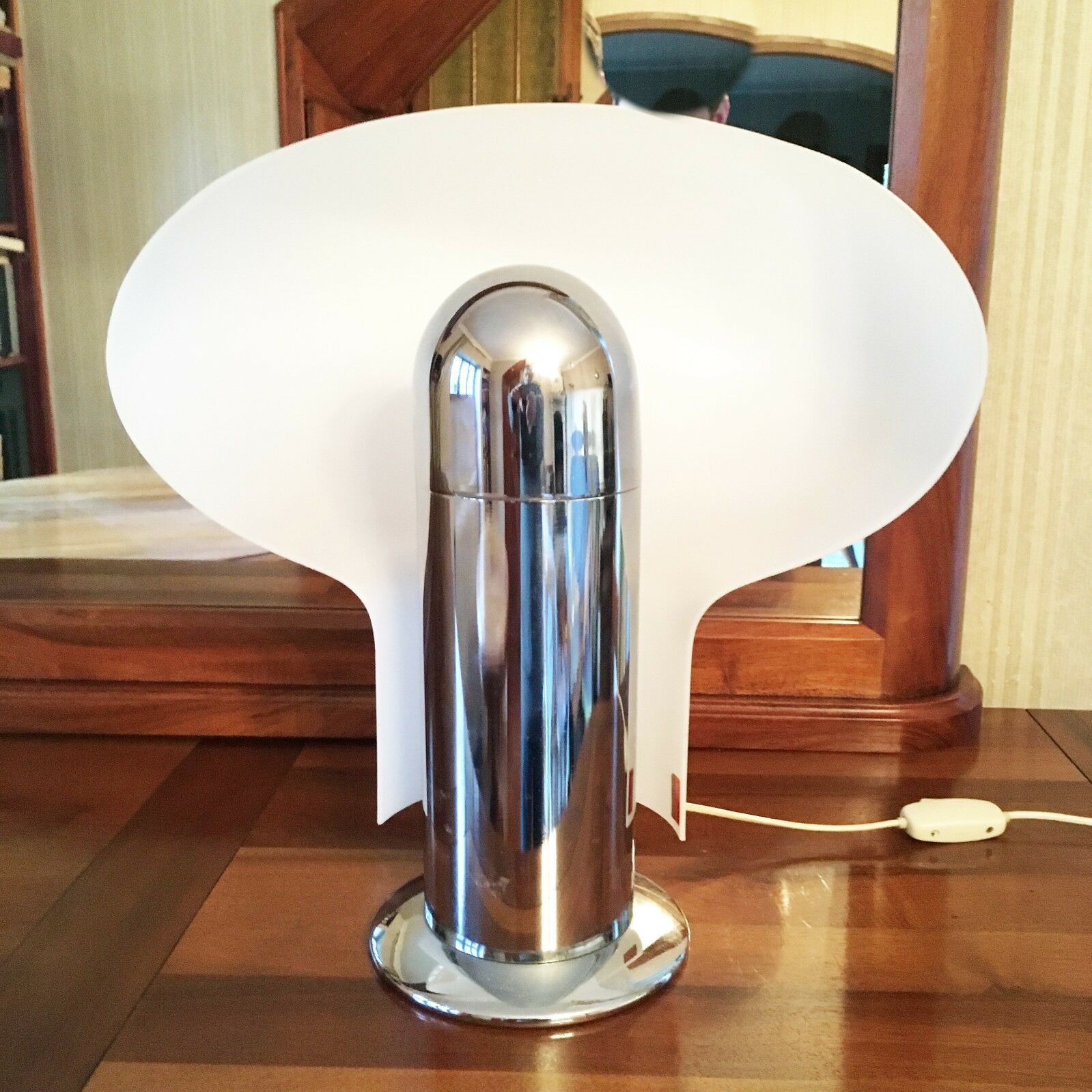 Rare "Leuke" table lamp designed by Tognon Stiln - Mindscapade ]|[