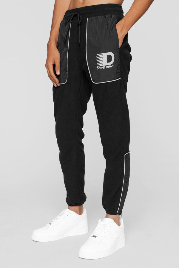 tech fleece bottoms