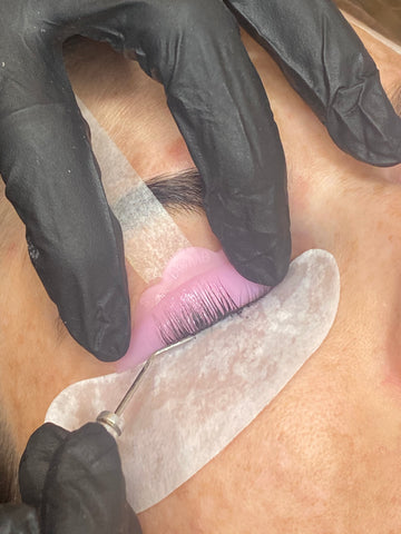 Bomb DUO Lash Lift Procedure - Beauty Endevr