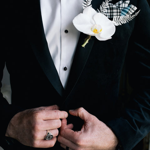 Choose a signet ring as your wedding ring