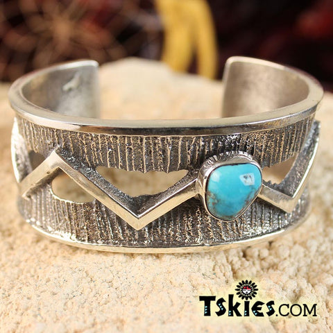 contemporary design bracelet