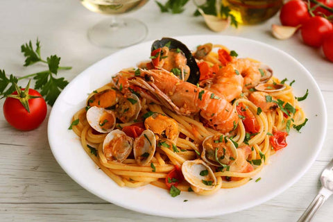 Spicy Tomato Seafood Mix Pasta