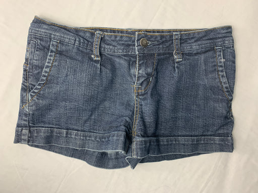 Hollister Womens Pants Size 5 — Family Tree Resale 1