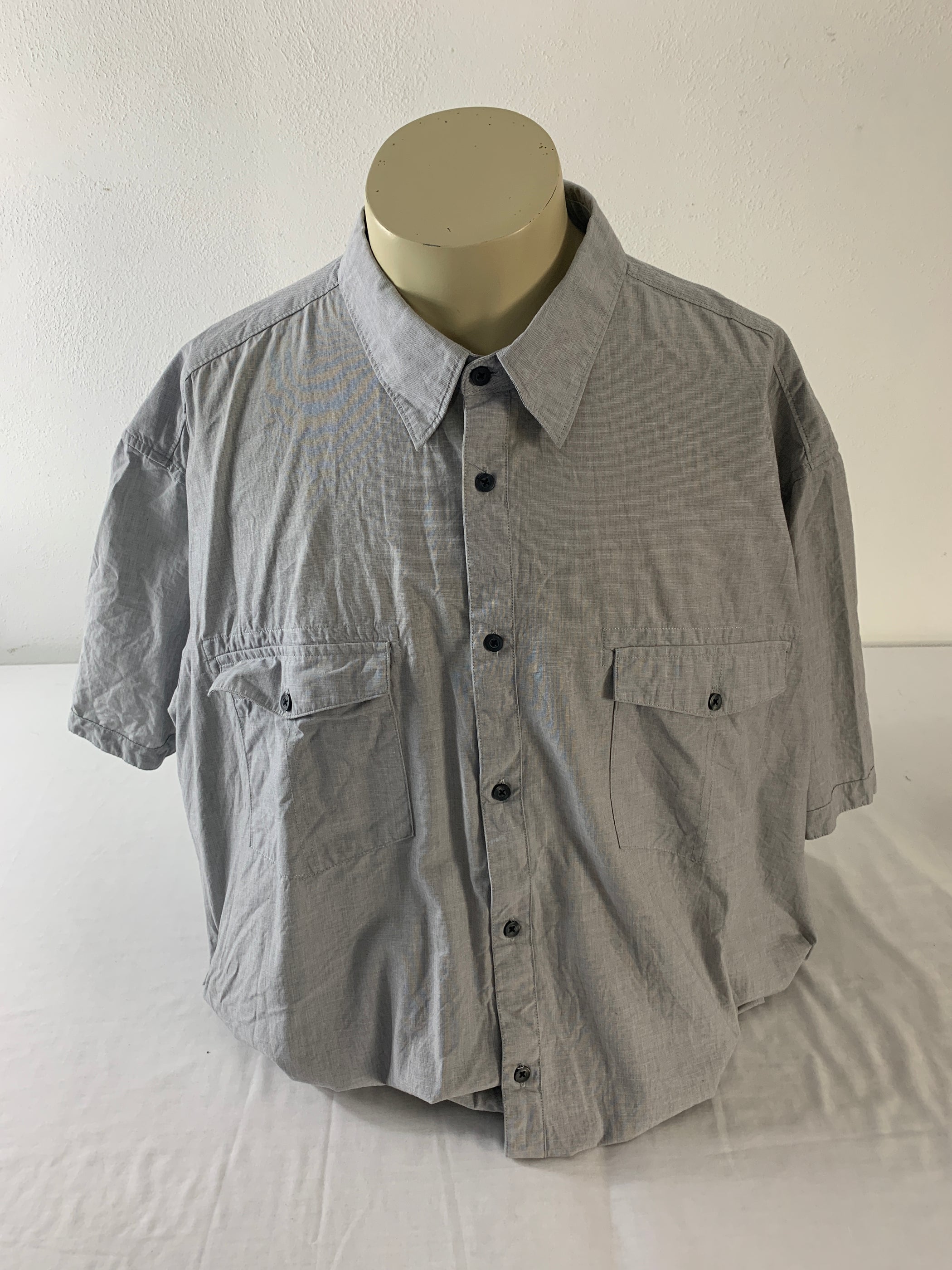 The Foundry Mens Collared Shirt size 3XLT — Family Tree Resale 1