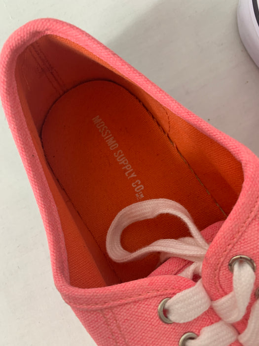 Mossimo Pink Shoes Size  — Family Tree Resale 1