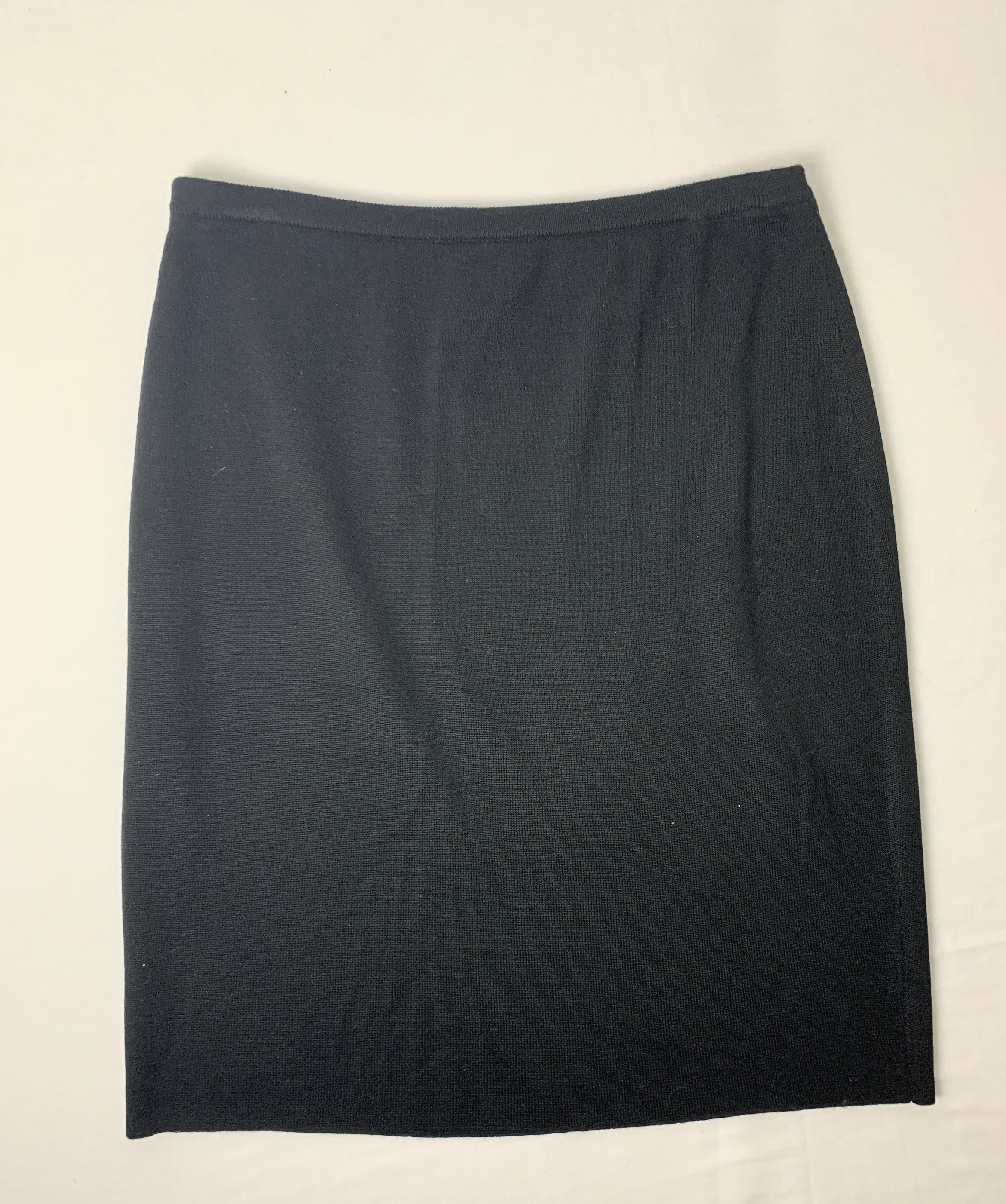 Carole Little Womans Skirt Size L — Family Tree Resale 1