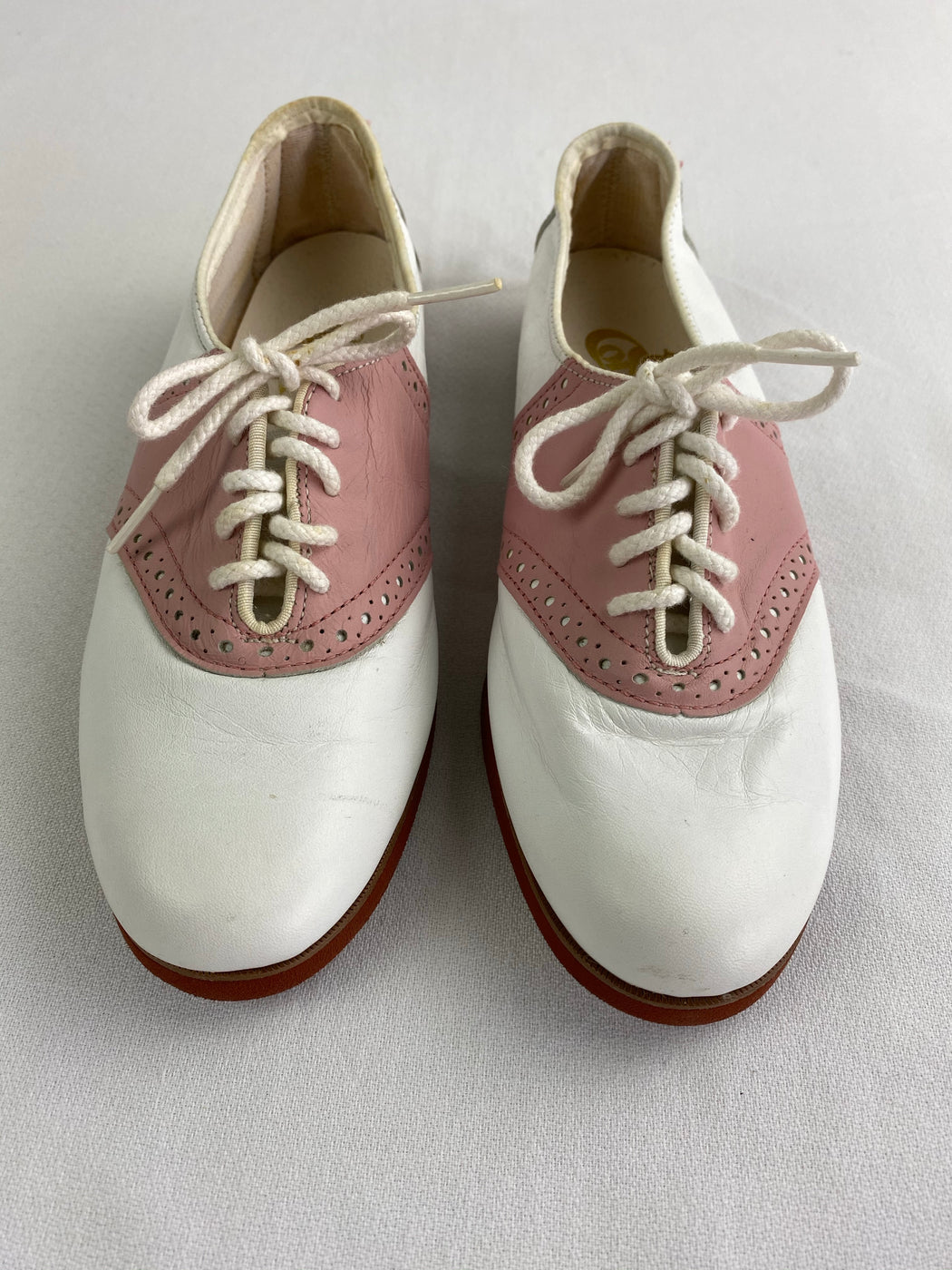 Corbin Women's Vintage Saddle Shoes Size 7 — Family Tree Resale 1