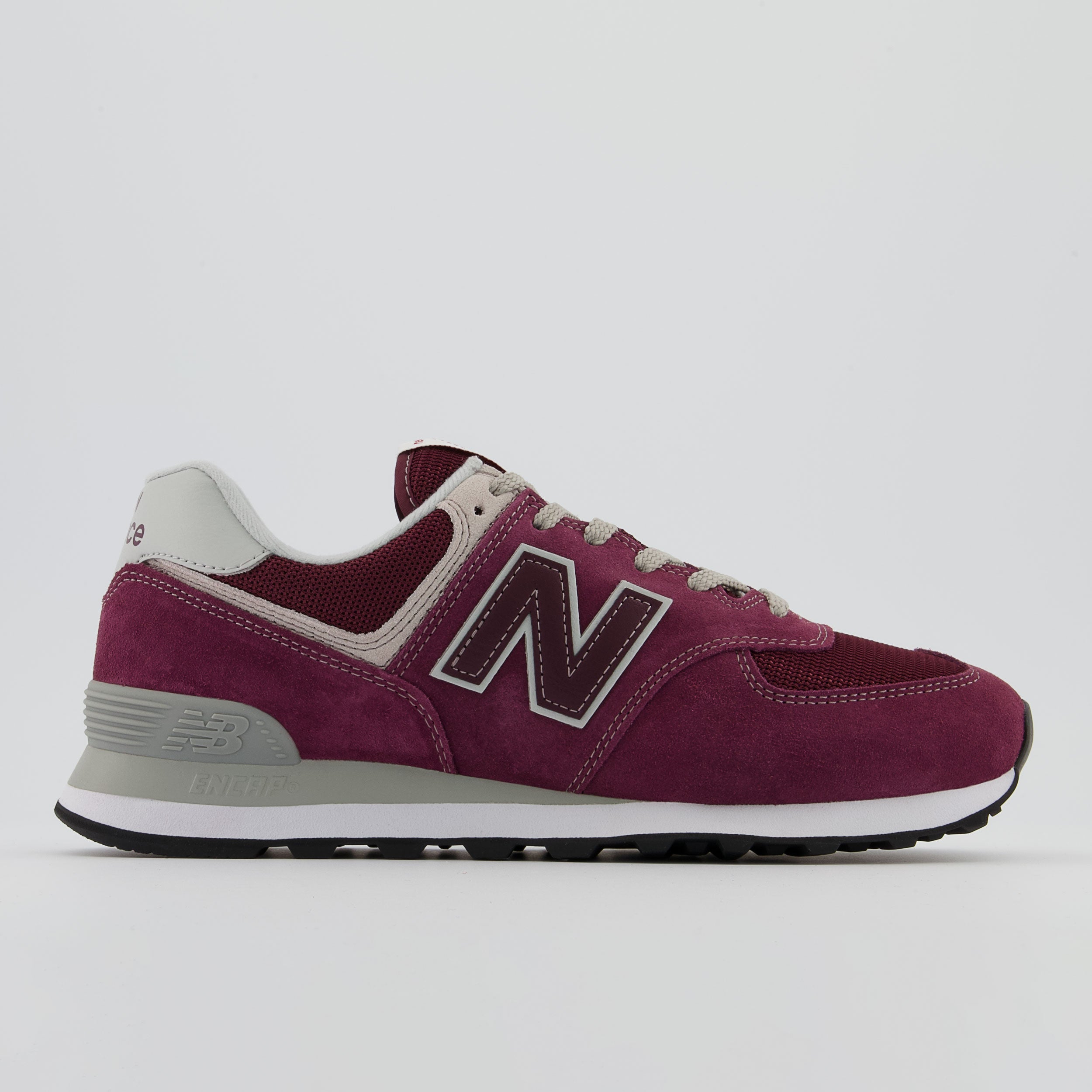 574 – New Balance Qatar