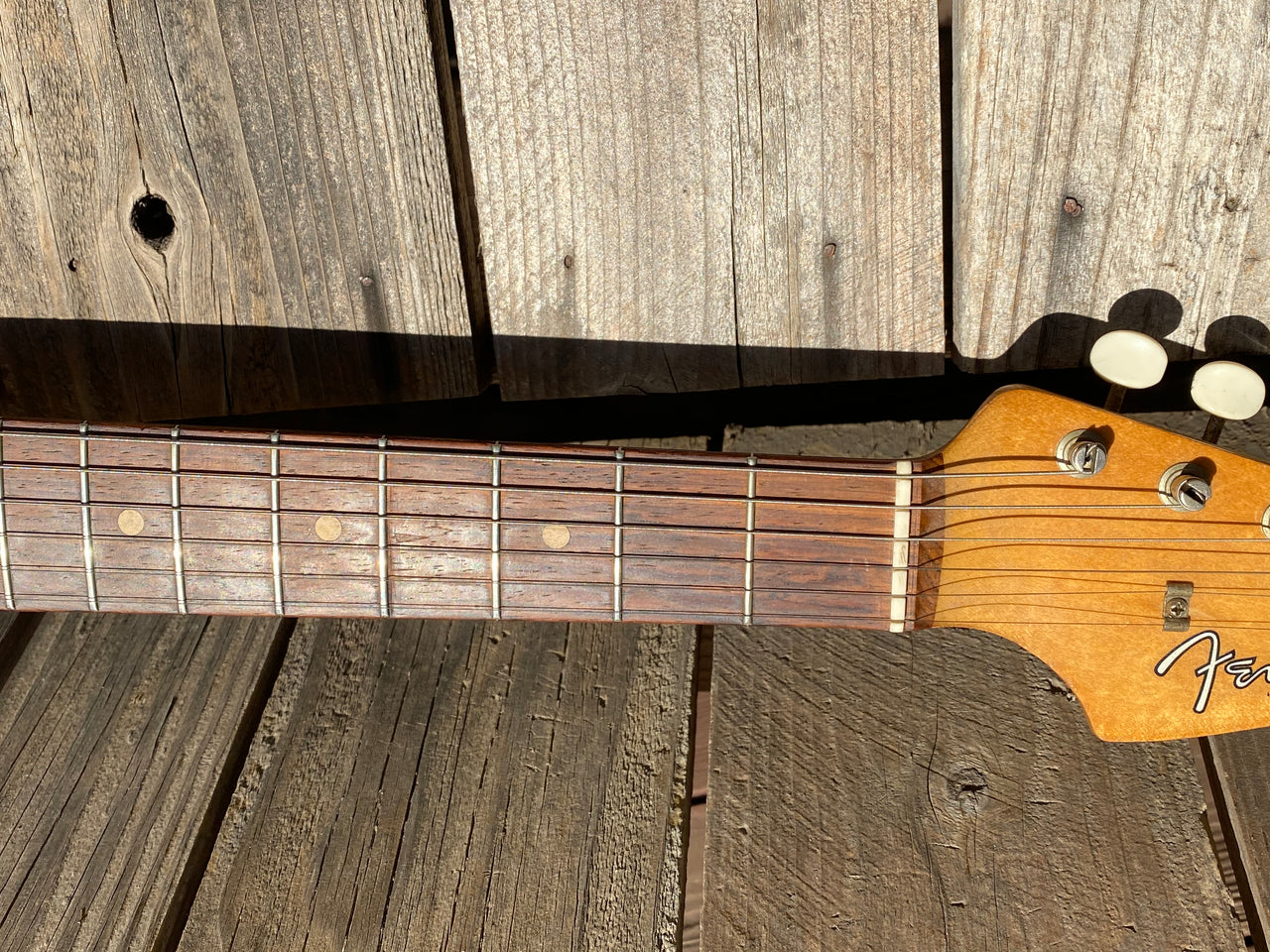 vintage fender musicmaster guitar with schinster bridge