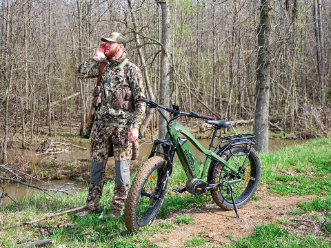 Carson Wentz using Bakcou eBike for Turkey Hunting