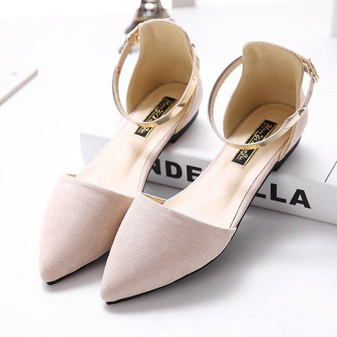 Pink suede pointed-toe shoes