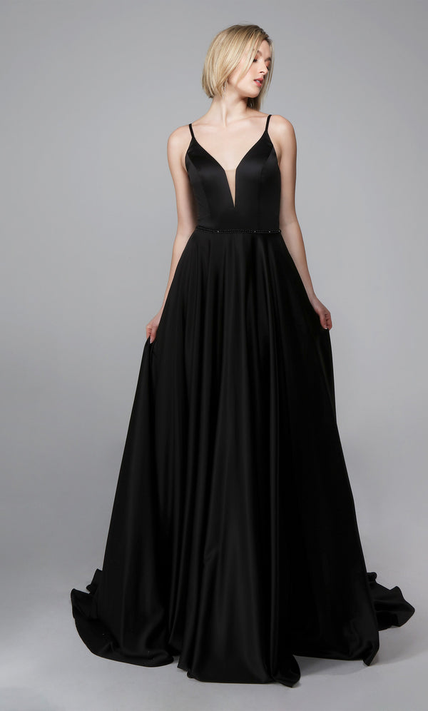 Formal Dress: 7024. Long Bridal Gown, Plunging Neckline, Flowy | Alyce ...