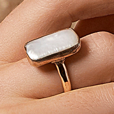 Rectangular Pearl Ring