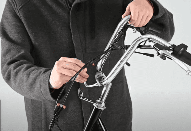 connecting throttle cables on handlebars of viribus tricycle