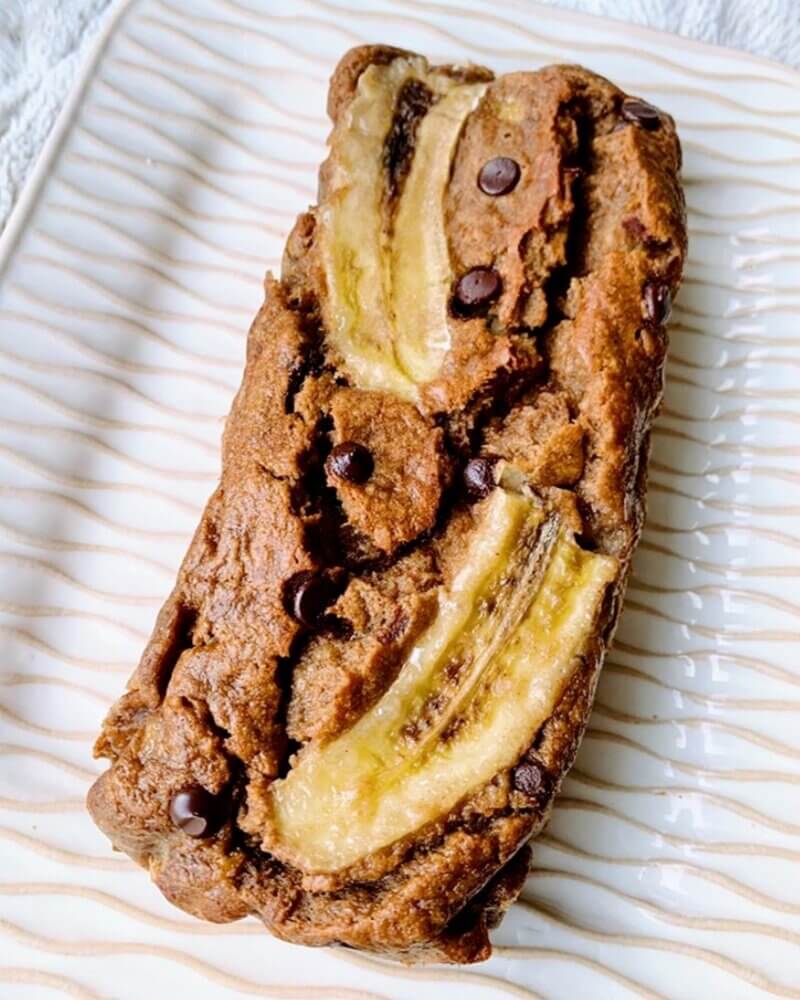 shoutout IG  bitsxbits  for baking up this mouth watering chocolate chip banana bread loaf