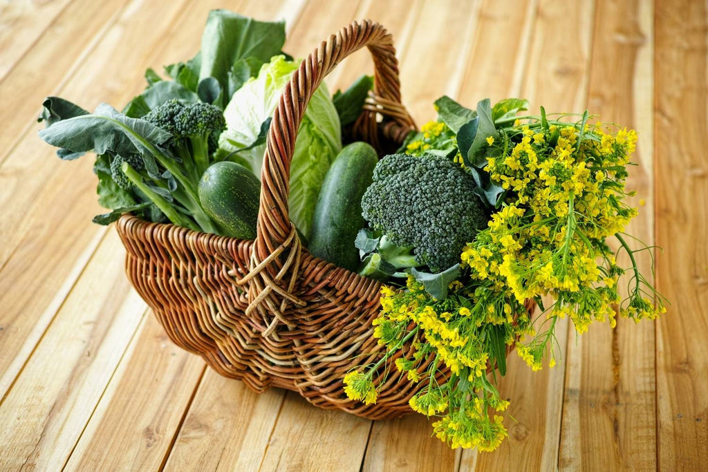 Green leafy vegetables alkaline foods