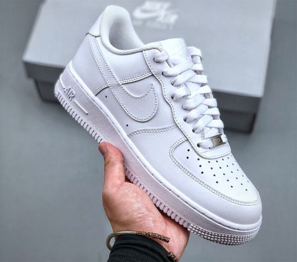 Cách buộc dây giày Nike Air Force 1