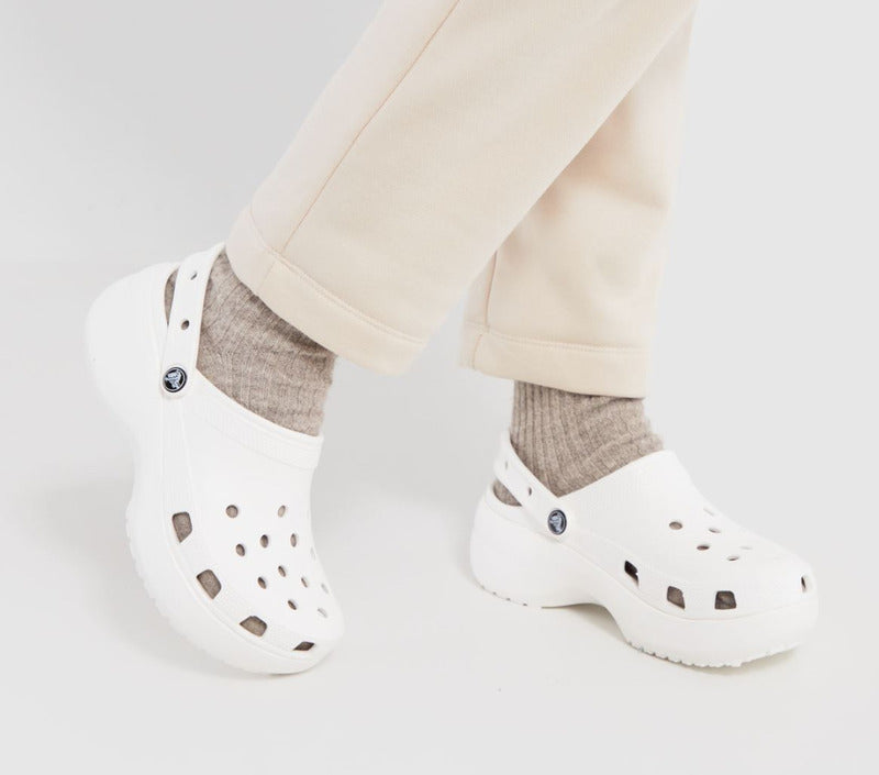 Thương hiệu Crocs giày dép từ Mỹ