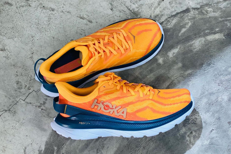 Hoka Mach Supersonic chiếm ưu thế hơn so với những bản tiền nhiệm nhờ lớp đệm EVA mền mại