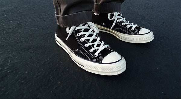 Mức giá có sự khác biệt giữa giày Converse real và fake