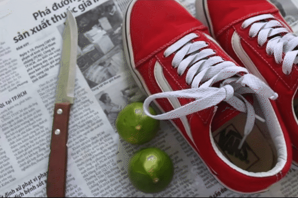 Vệ sinh giày thể thao hiệu quả bằng chanh tươi