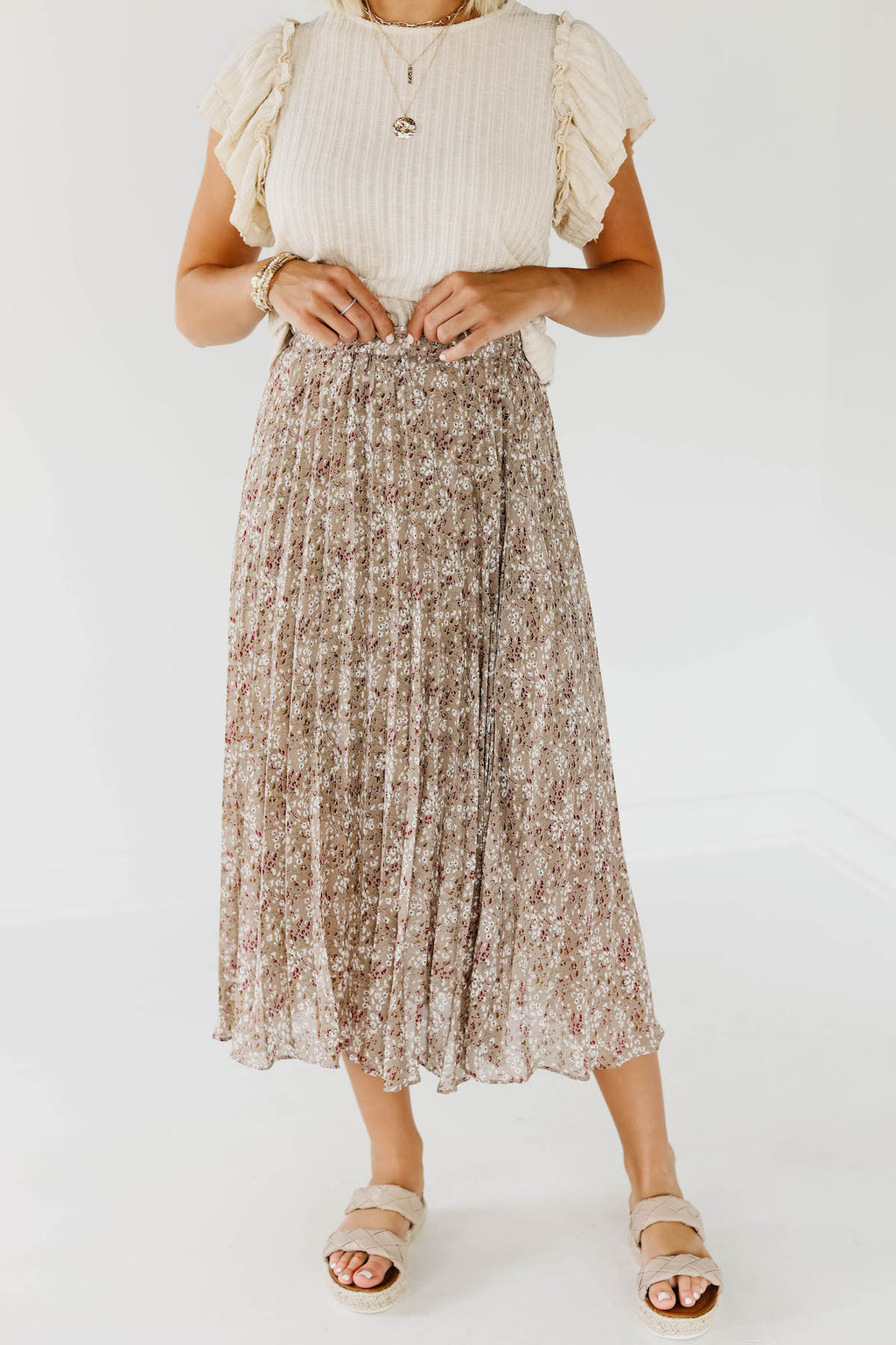The Wishlist Henry Floral Pleated Midi Skirt – MOD Boutique