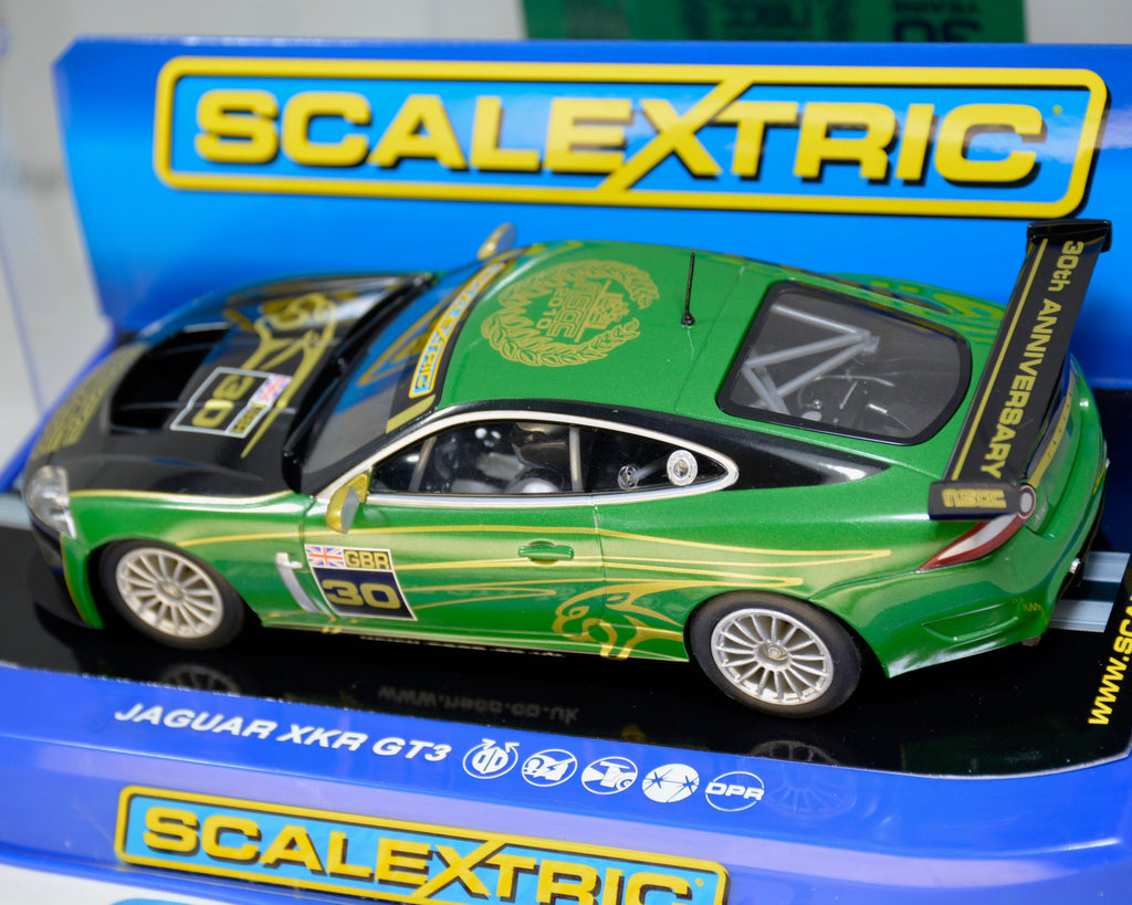 scalextric jaguar xkr