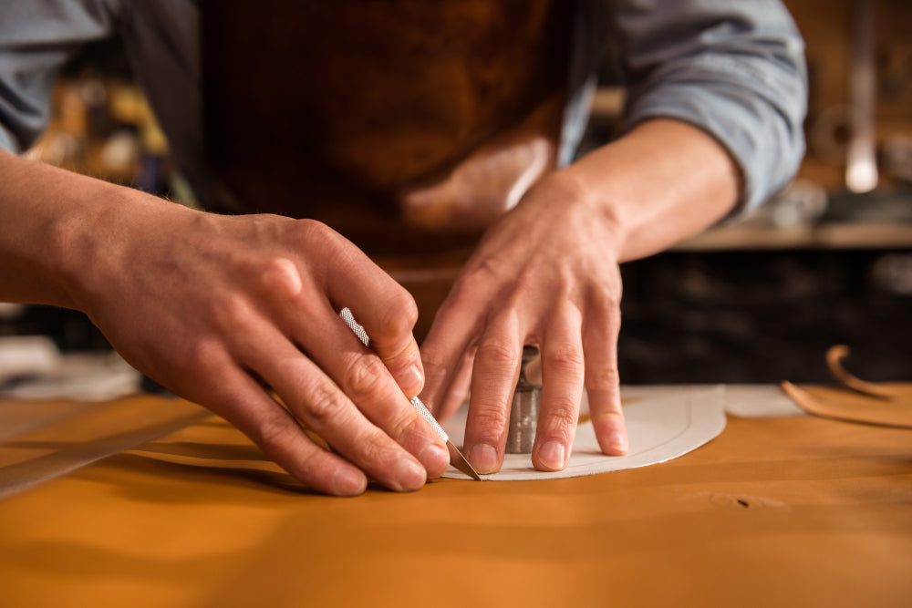 Artisan du Cuir Royaume de la Boîte
