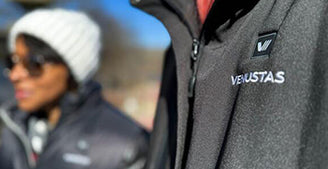 press-heated-jacket-venustas-men.jpg__PID:86e4f1e8-b693-4d58-a209-481faa2f78ac