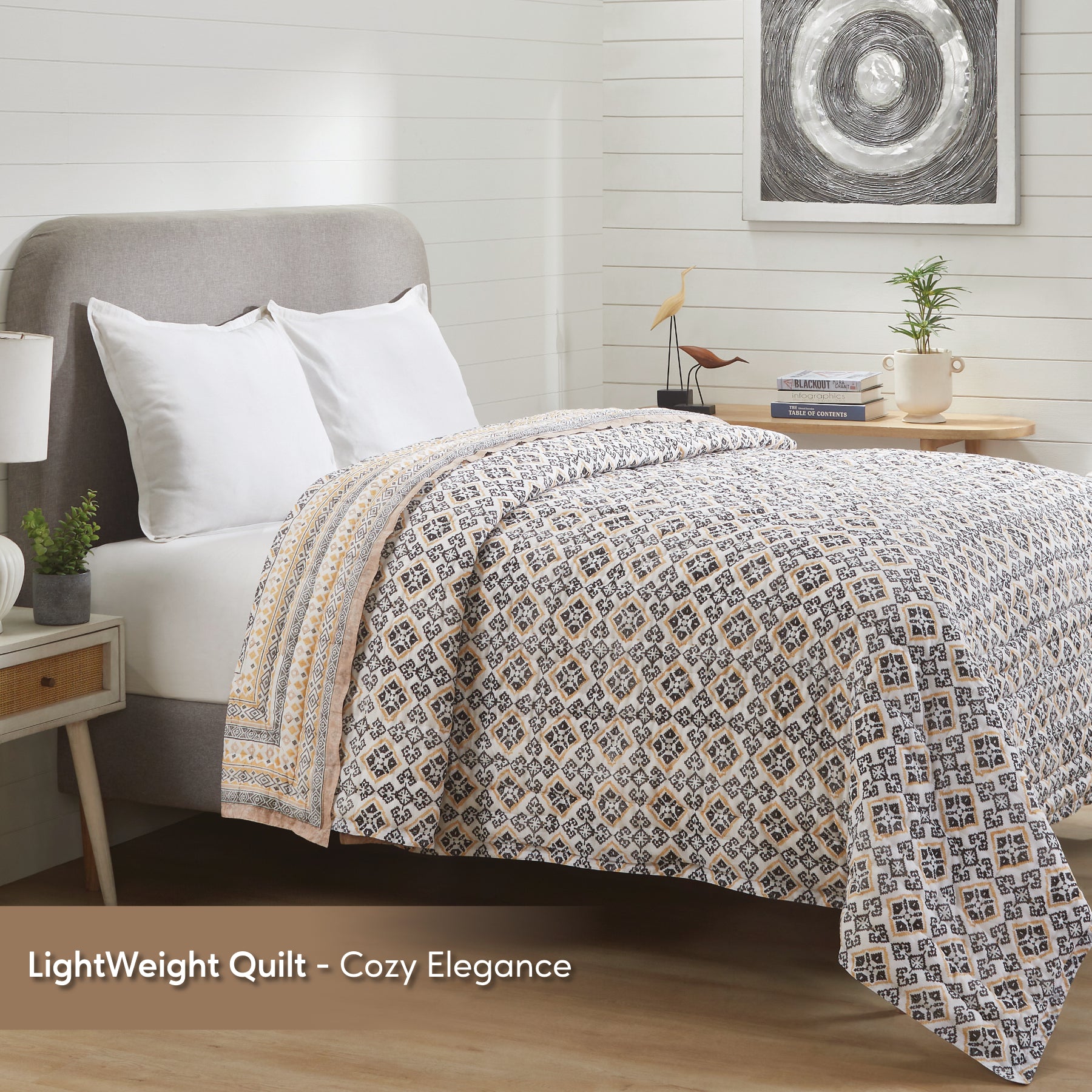 LightWeight Quilt - Cozy Elegance