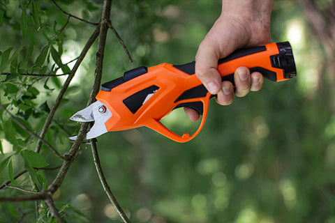 SuperPruners™ - Ultra Powerful Handheld Tree Pruners