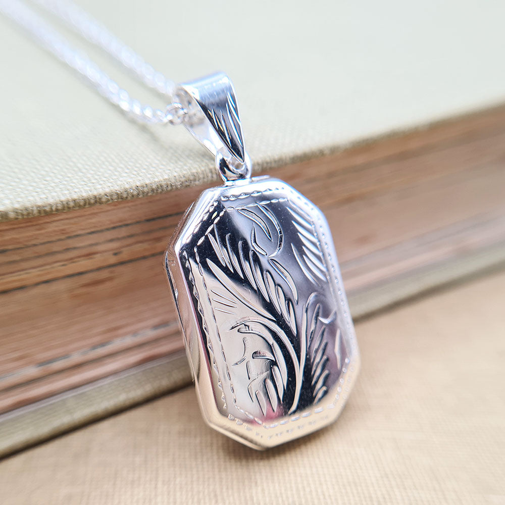 The Best Locket Necklaces That You Can Buy on Amazon