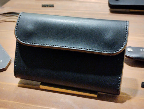 Horsebutt Middle Wallet