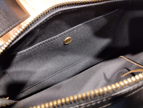 Leather bag with pocket