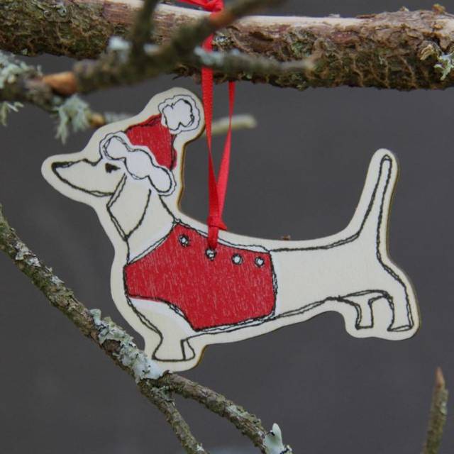 Wooden dachsund ornament from Poppy Treffry