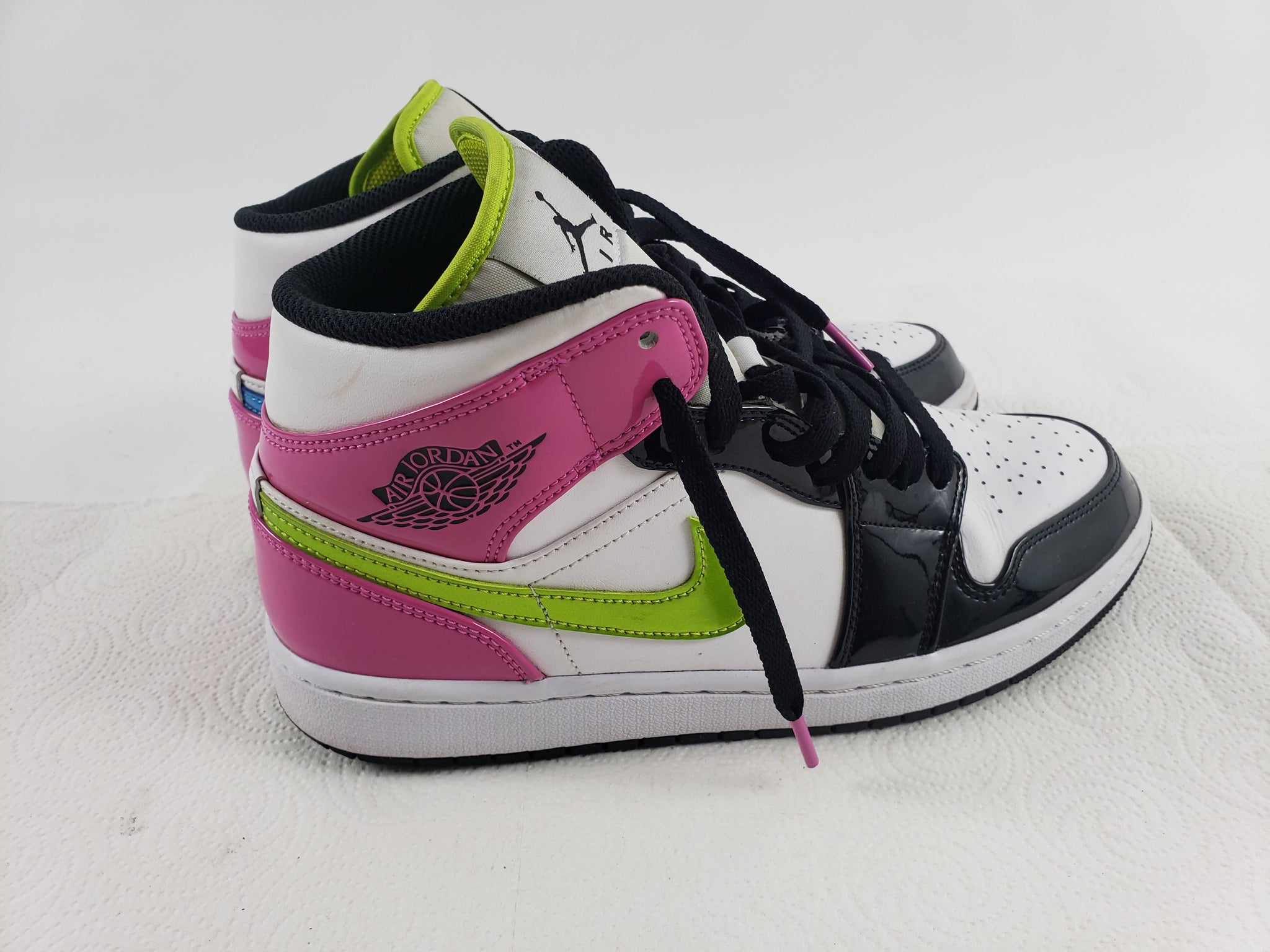 jordan 1 cyber pink