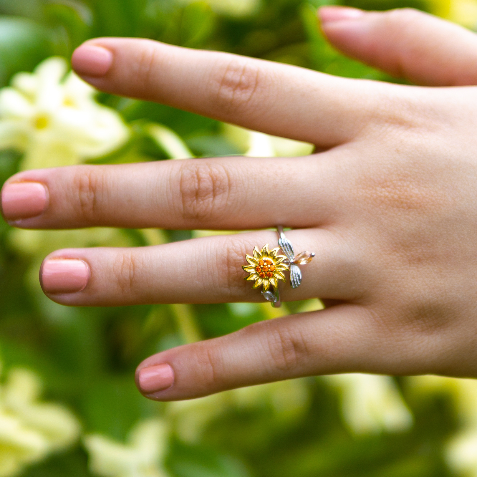 Rotating bee and sunflower ring