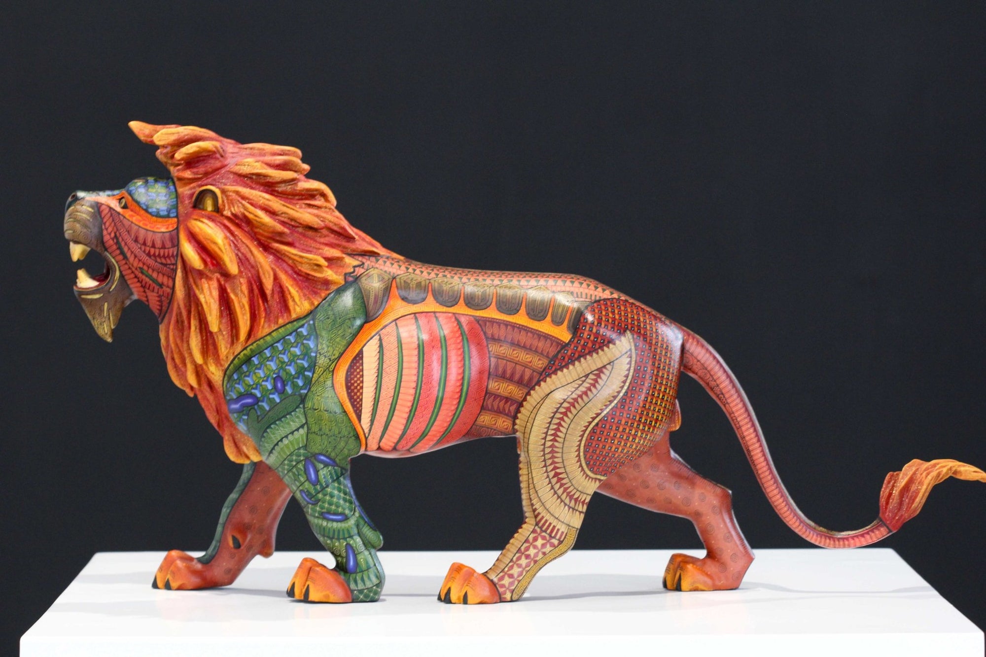 Alebrije - León - Huichol Art - Marakame