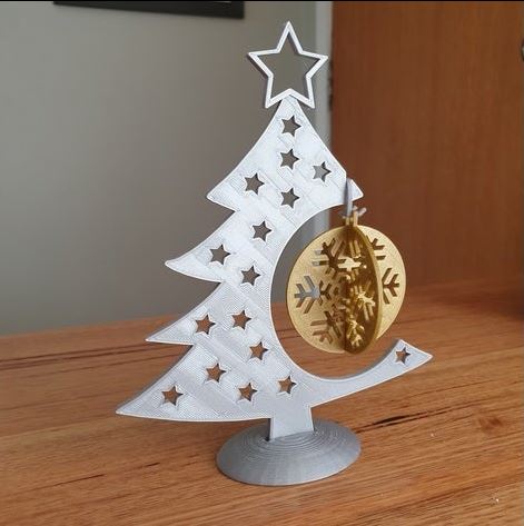 Árbol de navidad plateado con colgante en filamento PLA Dorado Print3x